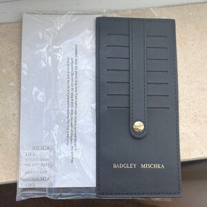 Badgley Mischka Vegan Leather Black Card Holder w/ Gold Accent